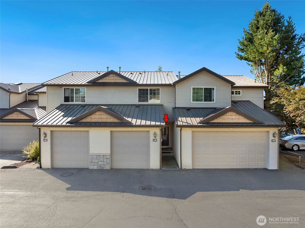 418 17th Street SE #14 D, Auburn, WA 98002
