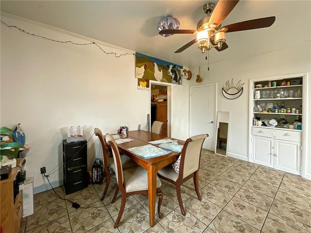 1716 S Beacon Avenue, Sedalia, MO 65301