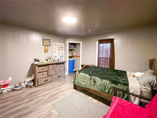 1716 S Beacon Avenue, Sedalia, MO 65301