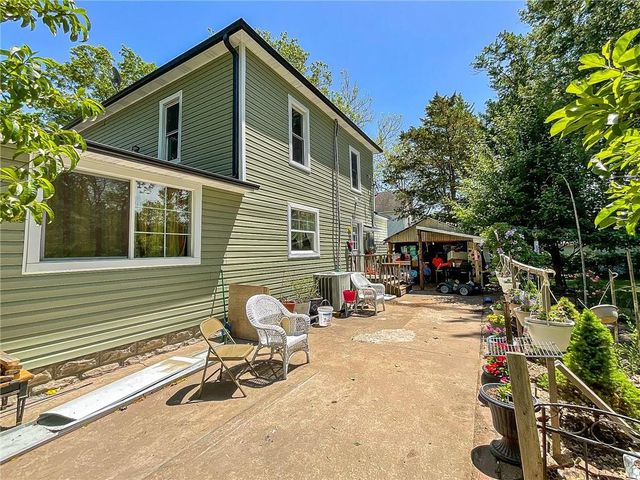 1716 S Beacon Avenue, Sedalia, MO 65301