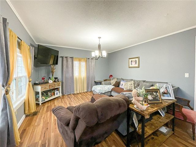 1716 S Beacon Avenue, Sedalia, MO 65301