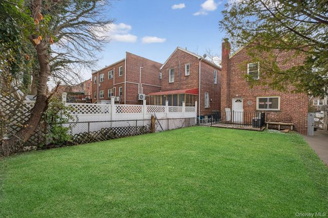 4058 Murdock Avenue, Bronx, NY 10466