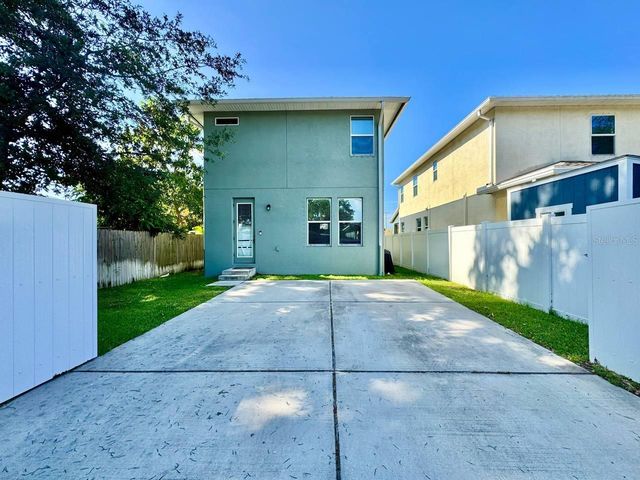 2951 W CHERRY STREET, Tampa, FL 33607