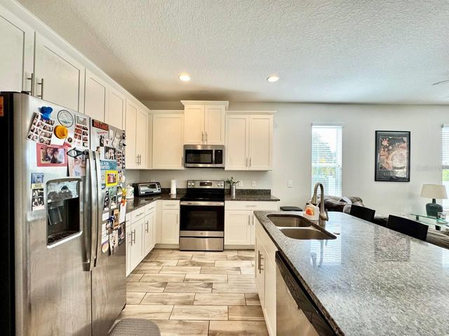 2951 W CHERRY STREET, Tampa, FL 33607