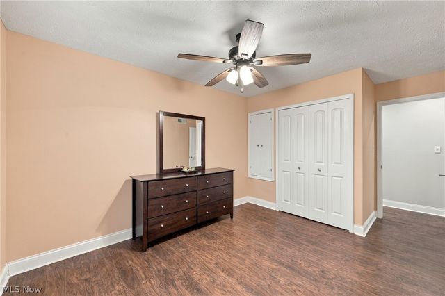 6611 Wedgewood Drive, North Olmsted, OH 44070