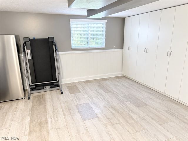 6611 Wedgewood Drive, North Olmsted, OH 44070
