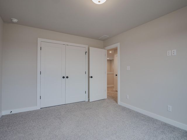 246 Sawgrass Drive, Crown Point, IN 46307