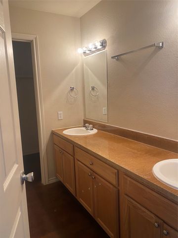 123 Sunburst Court, Weatherford, TX 76087