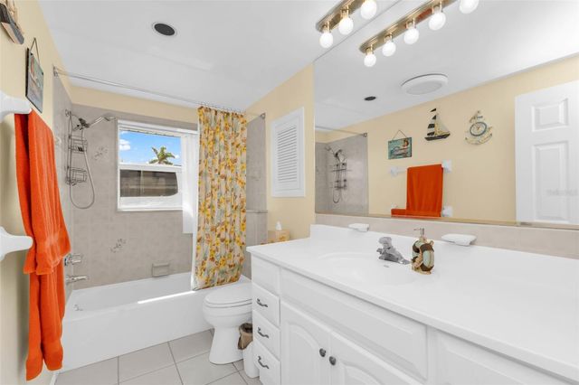 21285 EDGEWATER DRIVE, Port Charlotte, FL 33952