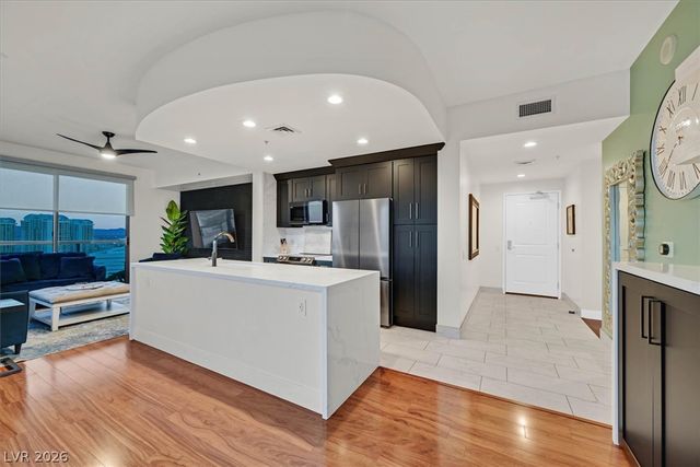 200 West Sahara Avenue 3308, Las Vegas, NV 89102