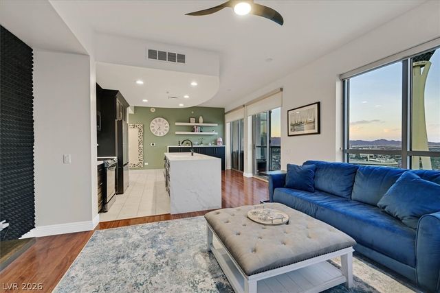 200 West Sahara Avenue 3308, Las Vegas, NV 89102