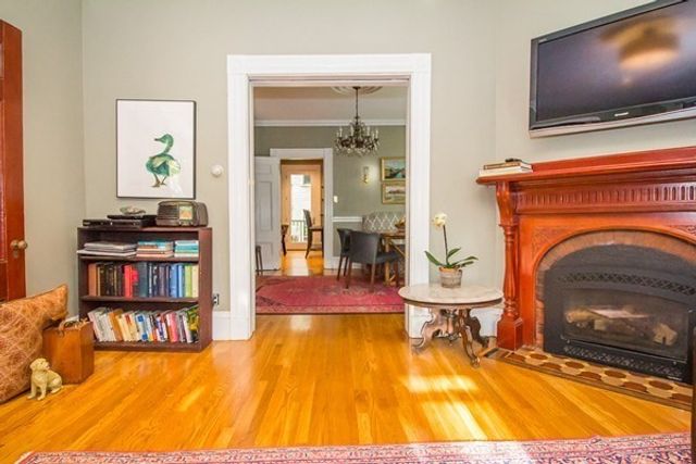 158 Cypress 0, Brookline, MA 02445