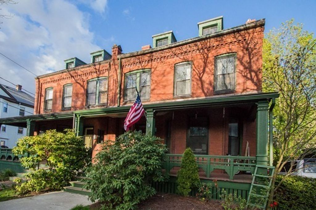 158 Cypress 0, Brookline, MA 02445