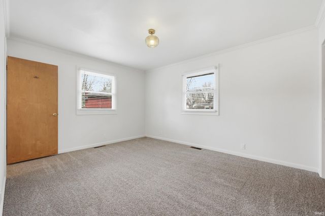 8801 W Eucalyptus Avenue, Muncie, IN 47304