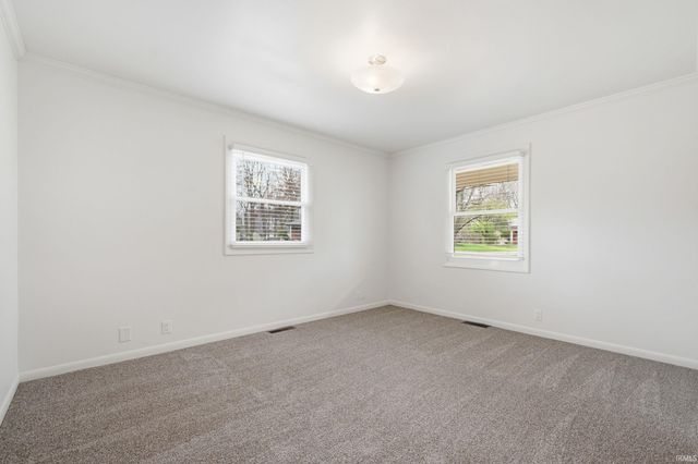 8801 W Eucalyptus Avenue, Muncie, IN 47304