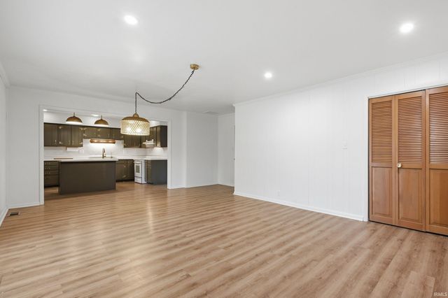 8801 W Eucalyptus Avenue, Muncie, IN 47304