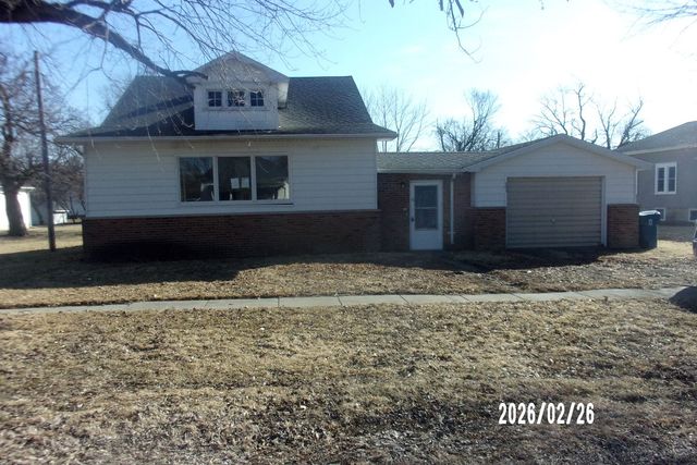 202 N Harrison Street, Flanagan, IL 61740