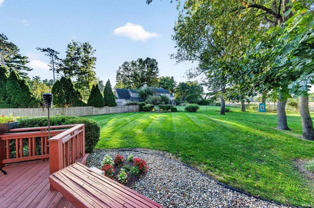 50505 Deer Ridge Court, Granger, IN 45630