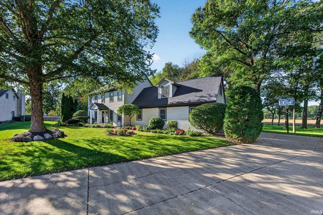 50505 Deer Ridge Court, Granger, IN 45630