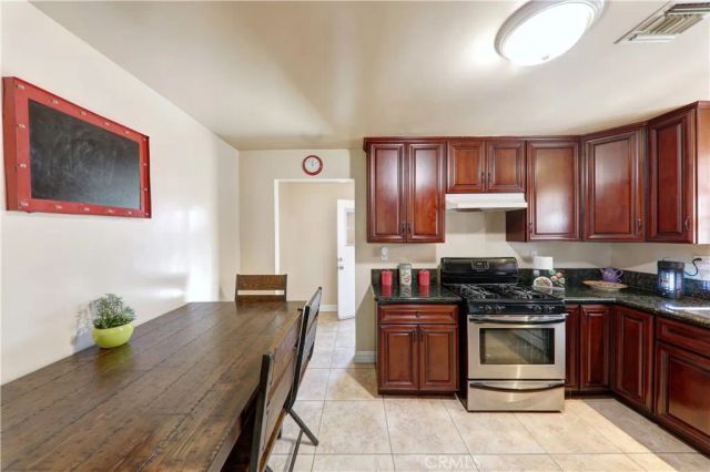 10109 Jackson Avenue, South Gate, CA 90280