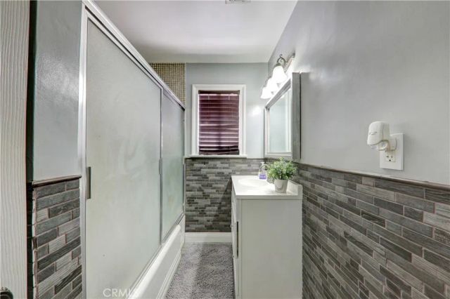 10109 Jackson Avenue, South Gate, CA 90280