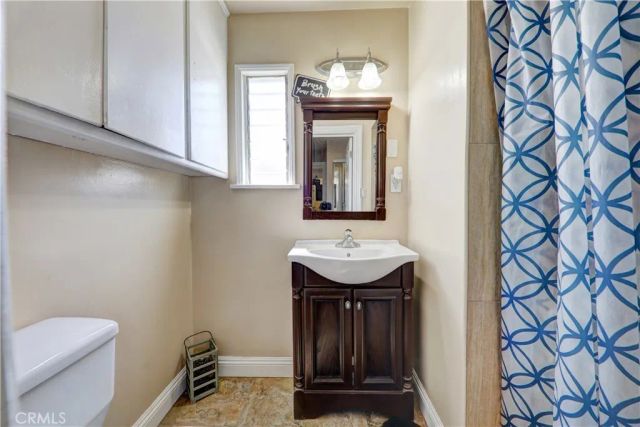 10109 Jackson Avenue, South Gate, CA 90280