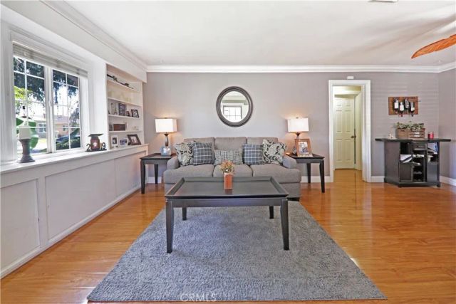 10109 Jackson Avenue, South Gate, CA 90280