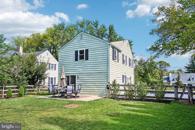 116 S CEDAR HOLLOW RD, Paoli, PA 19301