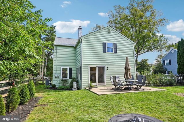 116 S CEDAR HOLLOW RD, Paoli, PA 19301