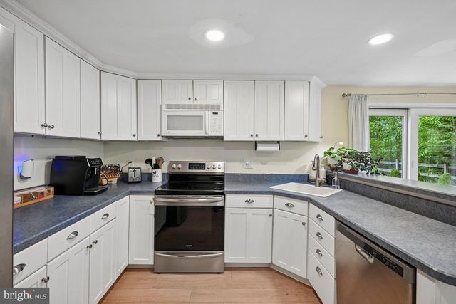 116 S CEDAR HOLLOW RD, Paoli, PA 19301