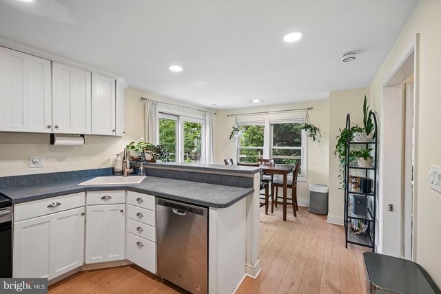 116 S CEDAR HOLLOW RD, Paoli, PA 19301