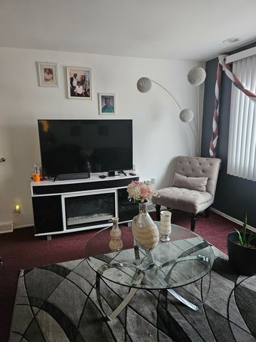 16236 S LATHROP Avenue, Markham, IL 60428