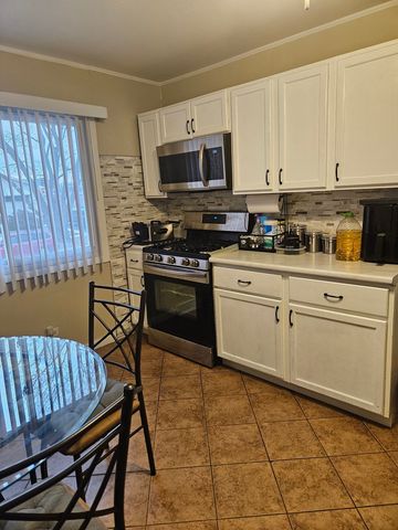 16236 S LATHROP Avenue, Markham, IL 60428