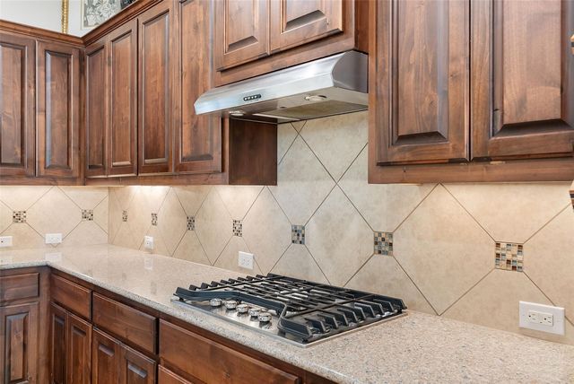 205 Amiata Ave 96, Lakeway, TX 78734