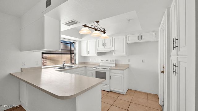 9313 E Altadena Avenue, Scottsdale, AZ 85260