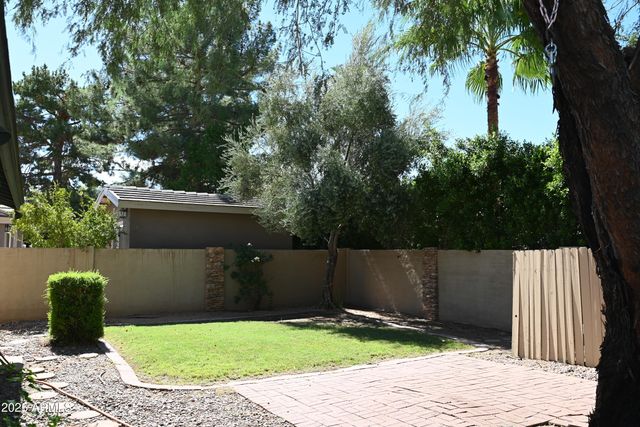 9313 E Altadena Avenue, Scottsdale, AZ 85260