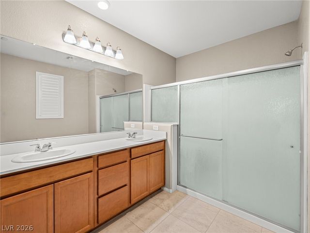 975 Twilight Glow Court, Henderson, NV 89015