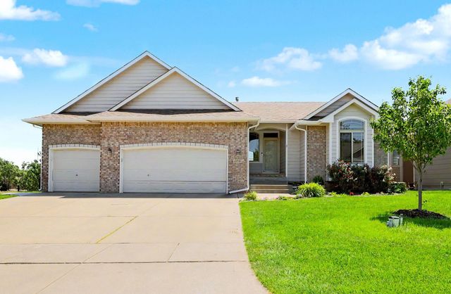 13701 W Texas St, Wichita, KS 67235