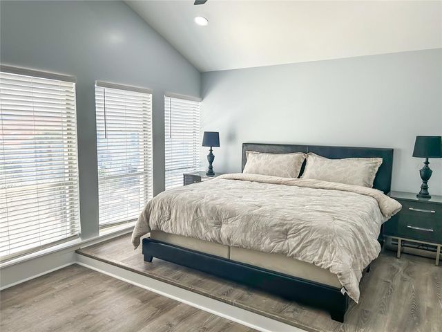 315 MEDALLION BOULEVARD F, Madeira Beach, FL 33708