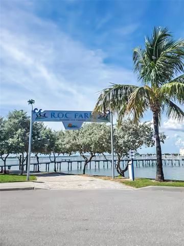 315 MEDALLION BOULEVARD F, Madeira Beach, FL 33708