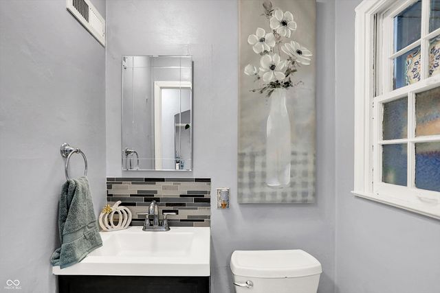 3851 Arthington Boulevard, Indianapolis, IN 46226