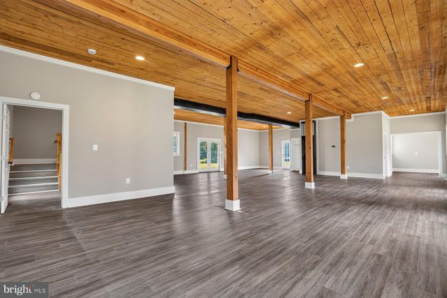 38217 MOUNTAIN AIR LN, Lovettsville, VA 20180