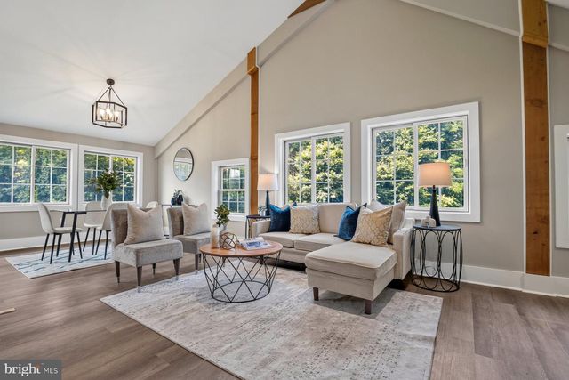 38217 MOUNTAIN AIR LN, Lovettsville, VA 20180