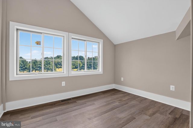 38217 MOUNTAIN AIR LN, Lovettsville, VA 20180