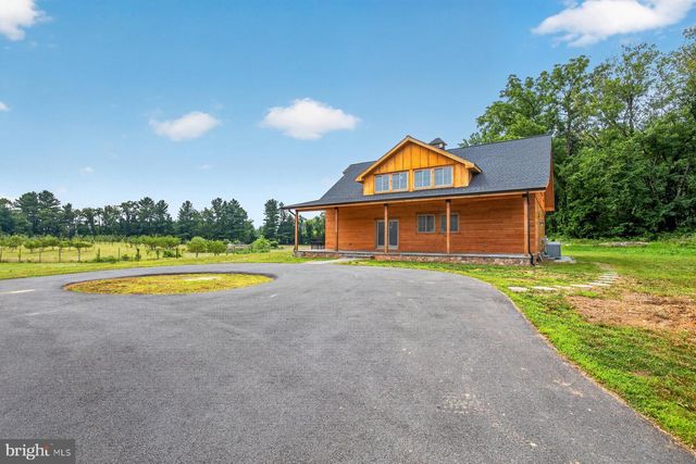 38217 MOUNTAIN AIR LN, Lovettsville, VA 20180