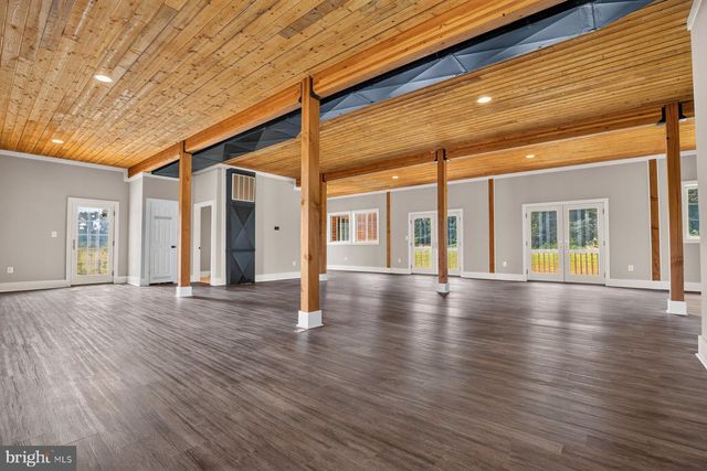 38217 MOUNTAIN AIR LN, Lovettsville, VA 20180