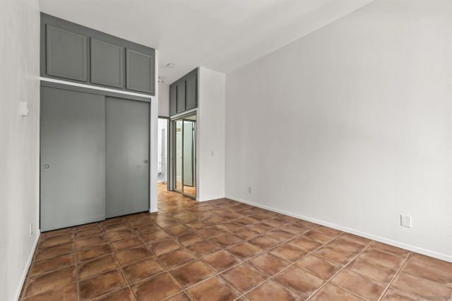 8328 Regents Rd 3G, San Diego, CA 92122