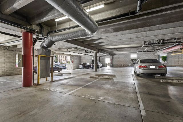 8328 Regents Rd 3G, San Diego, CA 92122