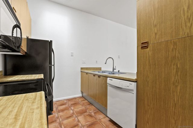 8328 Regents Rd 3G, San Diego, CA 92122