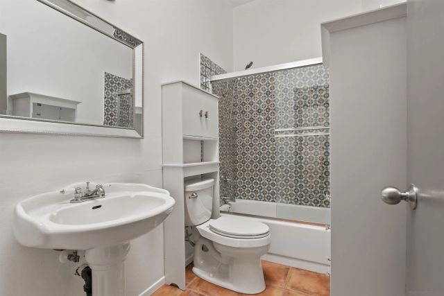 8328 Regents Rd 3G, San Diego, CA 92122